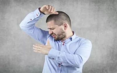 【成都腋臭治療醫院】怎么擺脫腋臭呢?